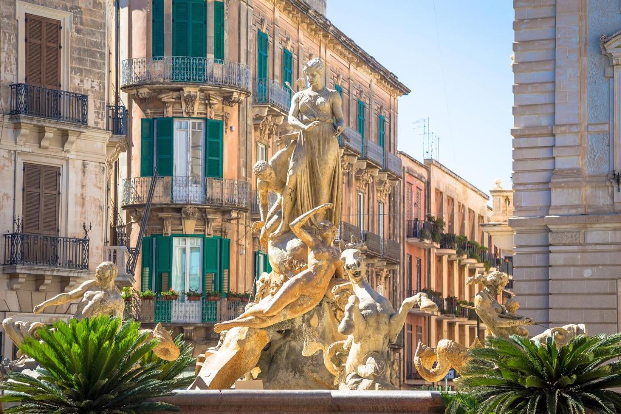 Fortune House - Apartment Ortigia Wifi Syracuse Bagian luar foto