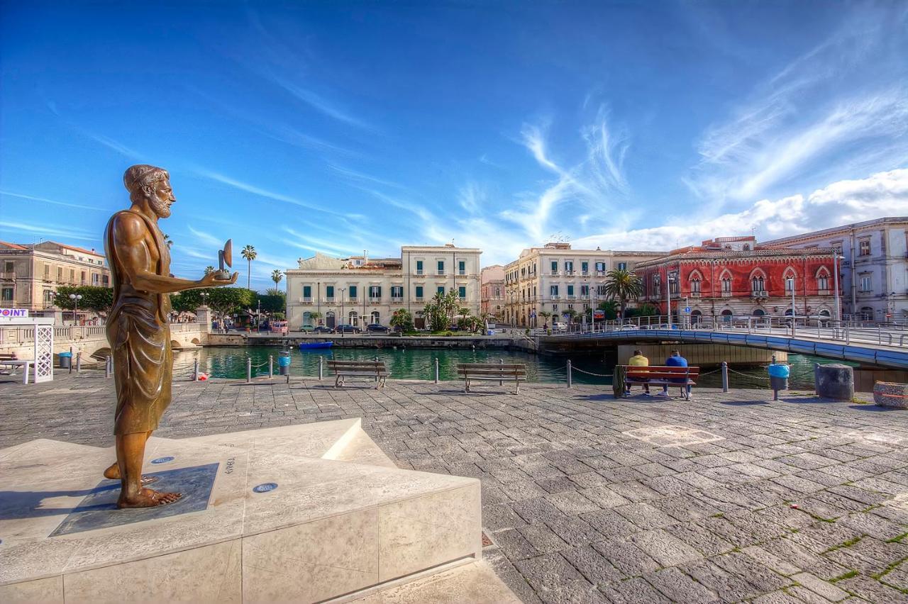 Fortune House - Apartment Ortigia Wifi Syracuse Bagian luar foto
